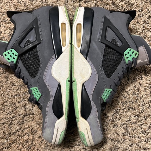 Jordan 4 ‘green glow’ - Picture 2 of 5